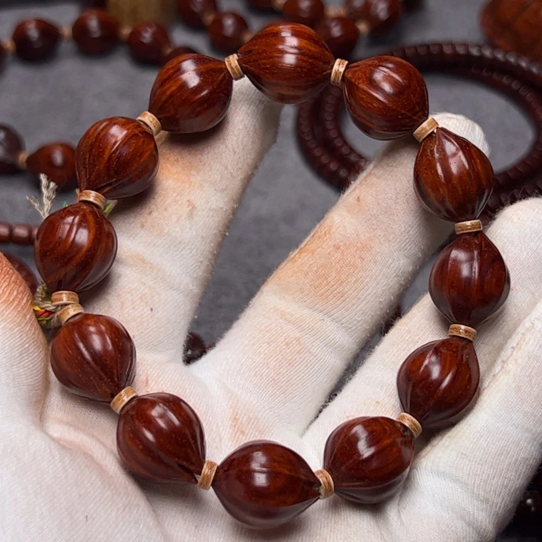 爱***兔小叶紫檀手串/手链