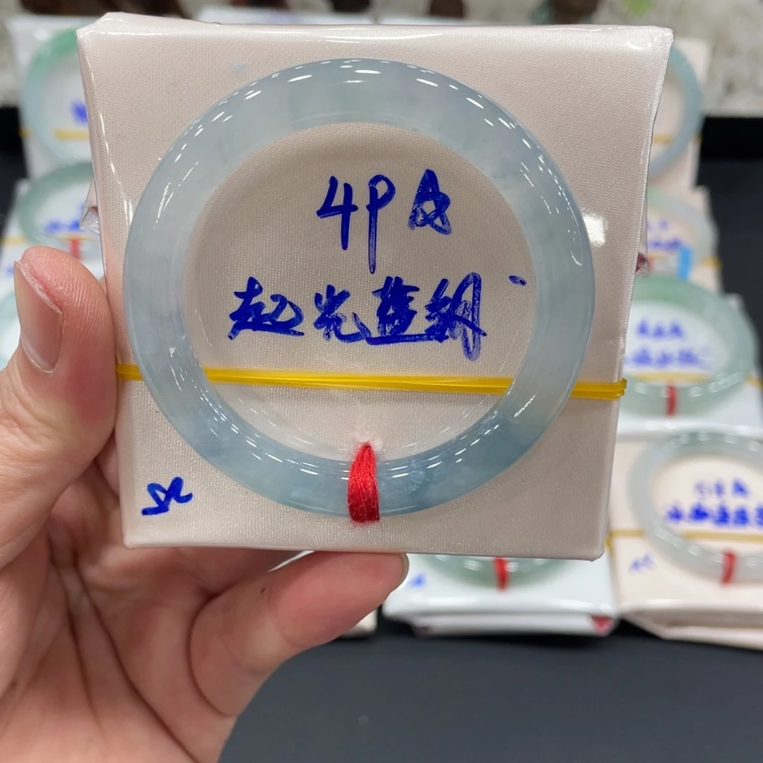 未镶嵌手镯翡翠翡翠