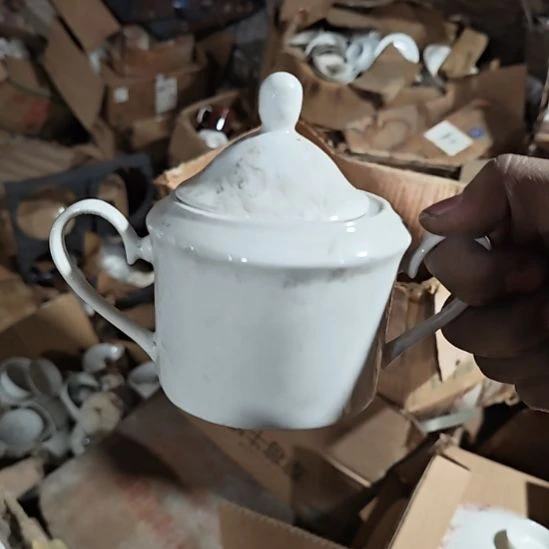 茶盏陶瓷盘子碗啥都有