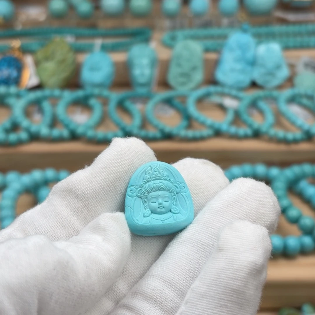 绿松石未镶嵌珠宝奇石