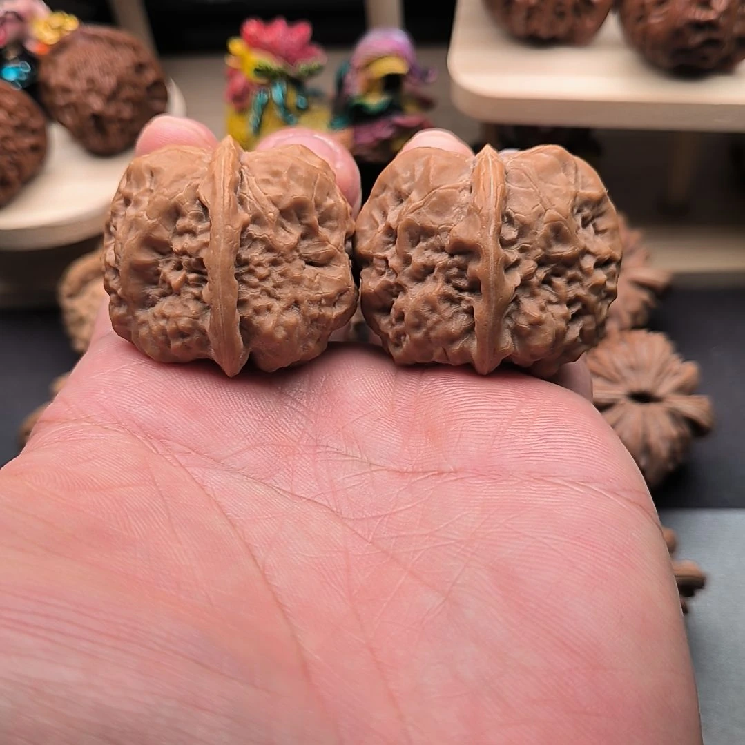 吊坠文玩核桃山地蛤蟆头边36肚40尺