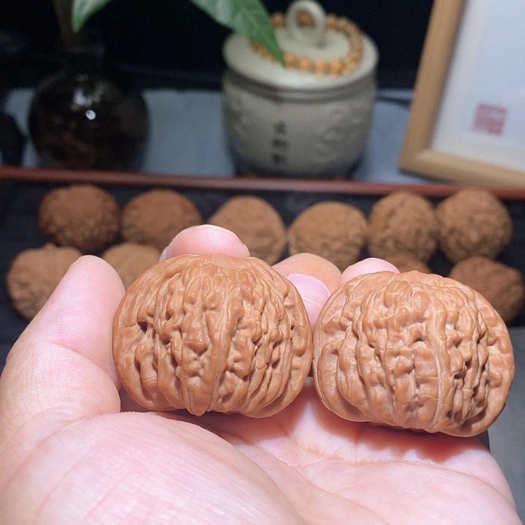 【闪购商品】文玩核桃吊坠汉高楼