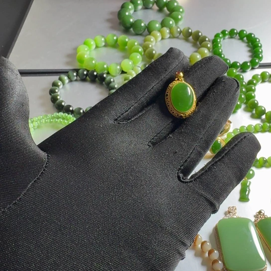 和田玉（碧玉）合金颈饰