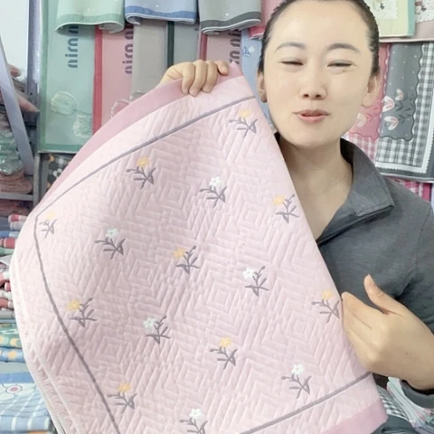 棉纱布棉浅粉小花