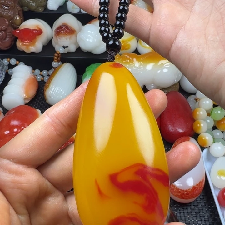 新疆戈壁五彩石金丝