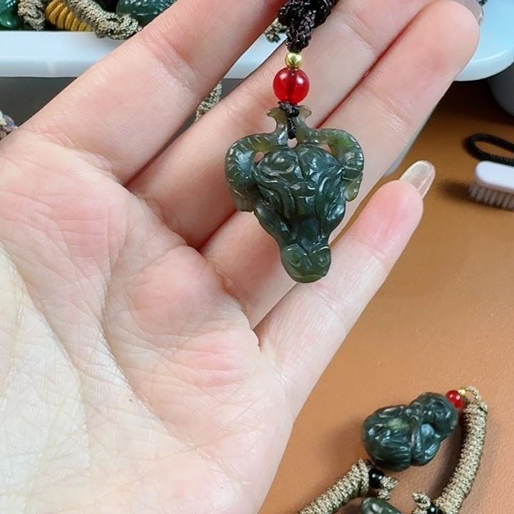 和田玉挂件未镶嵌