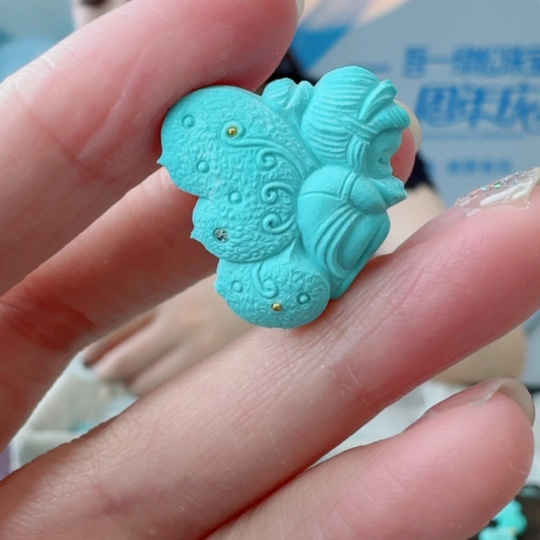 未镶嵌绿松石珠宝奇石
