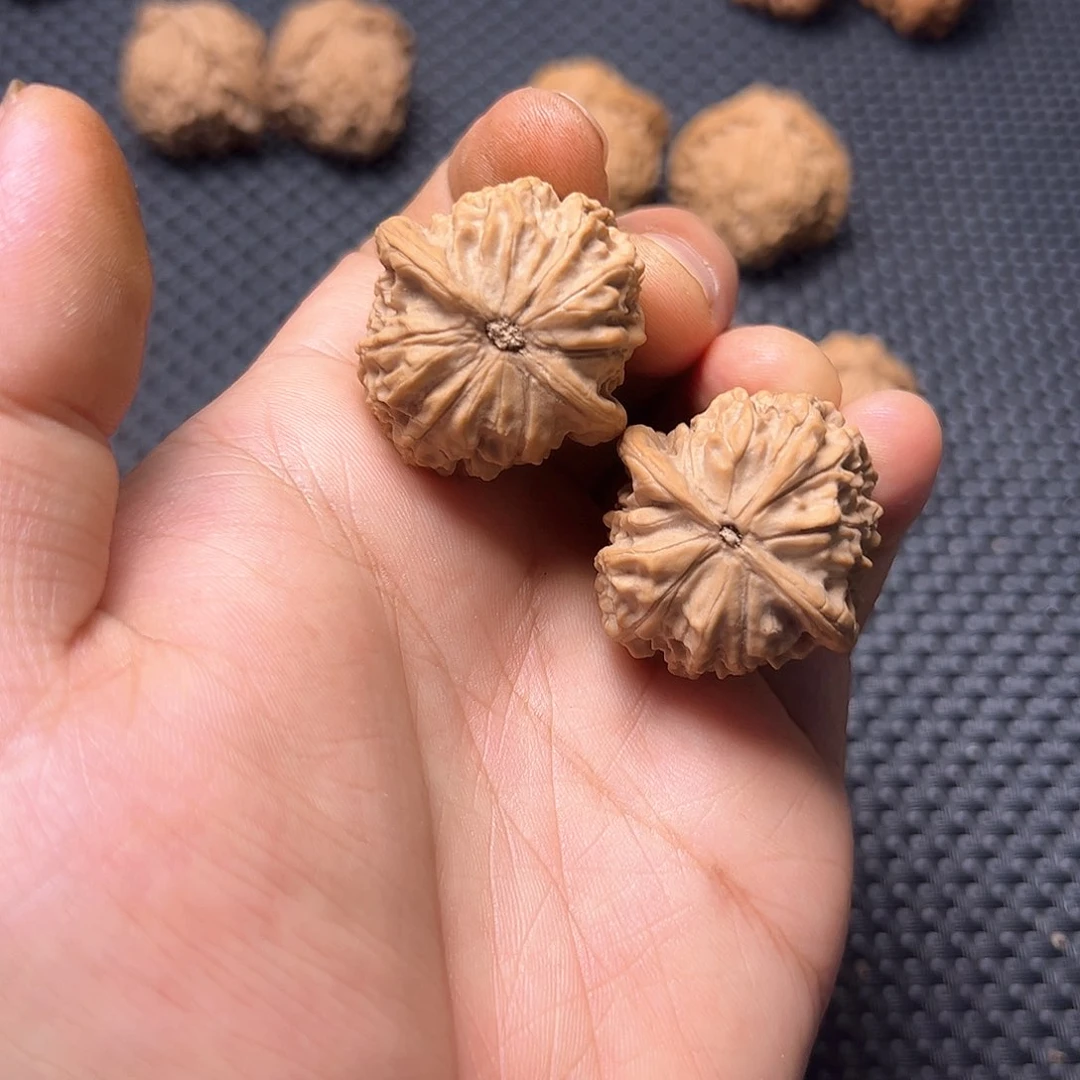 文玩核桃吊坠自*遊野鸡