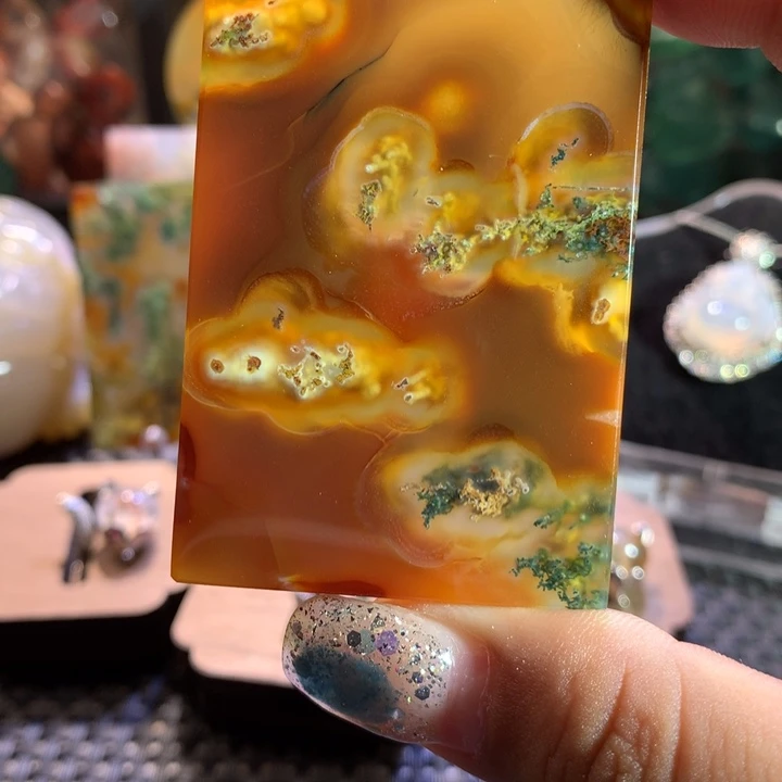划***浪未镶嵌颈饰玛瑙/玉髓