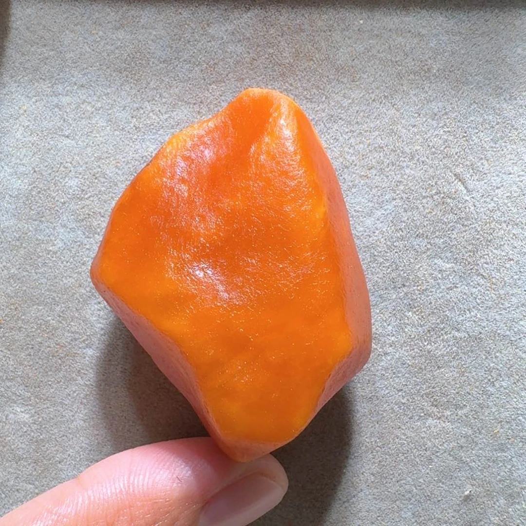 未镶嵌定制琥珀定制