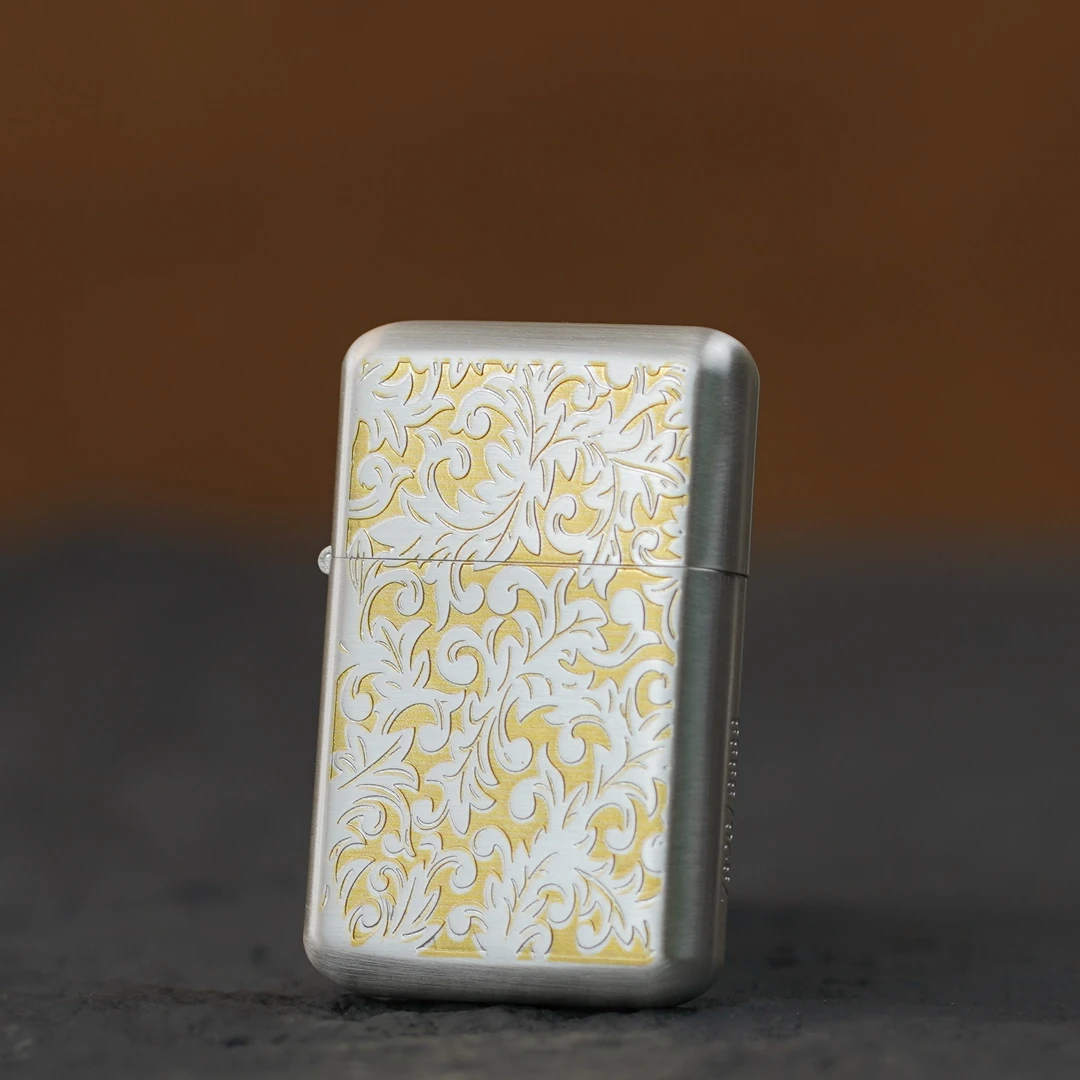 佐罗ZORRO银金大唐草防风打火机双色790雕刻防风创意送男友礼物