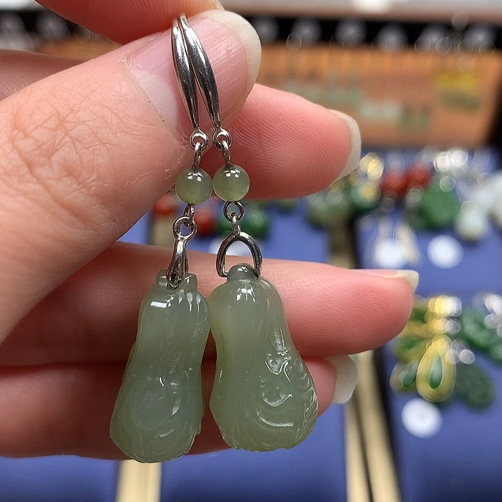 和田玉银S925镶嵌耳饰白菜21.7左右晴水绿