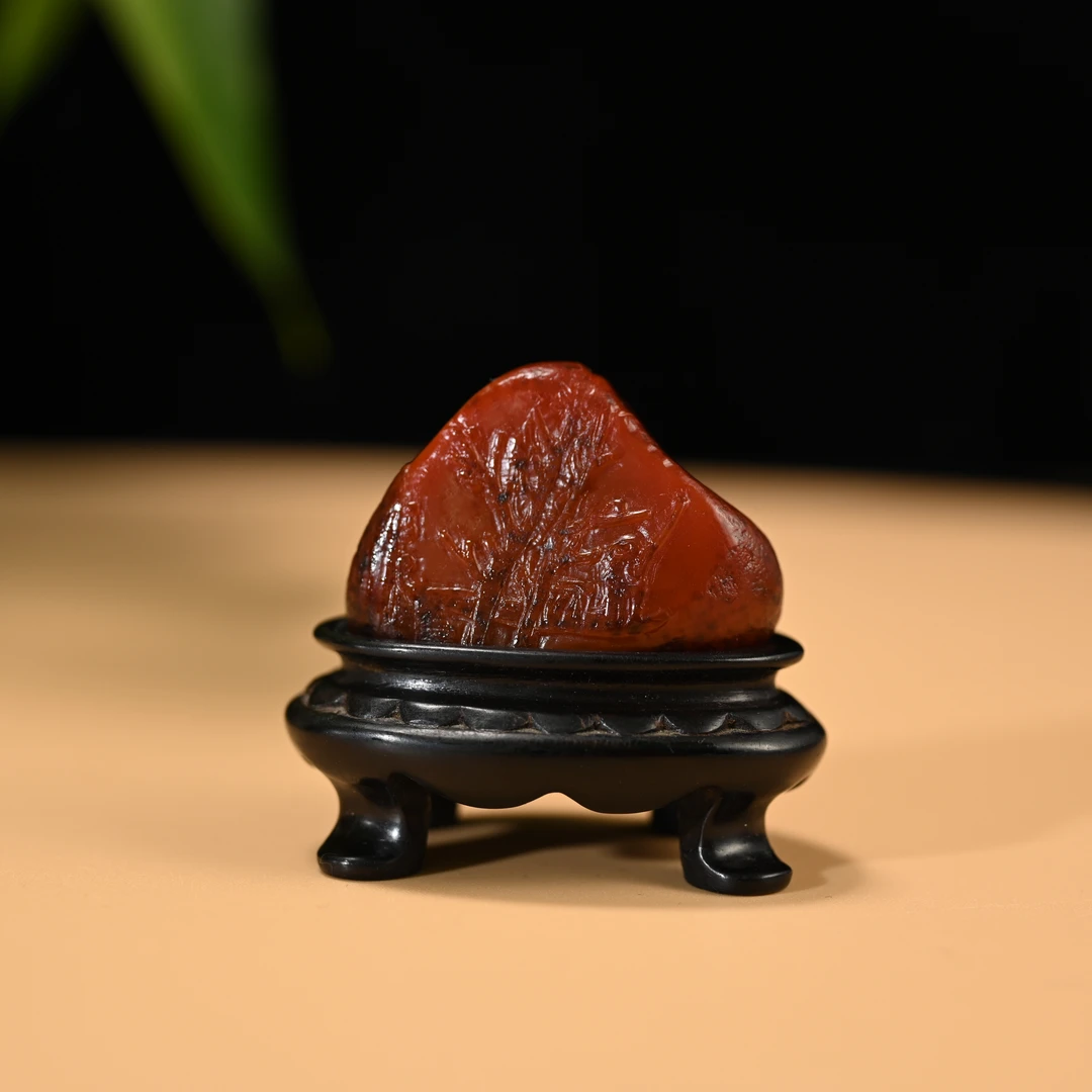 Lot8835 2512020014田黄石悠闲自得摆件/保利