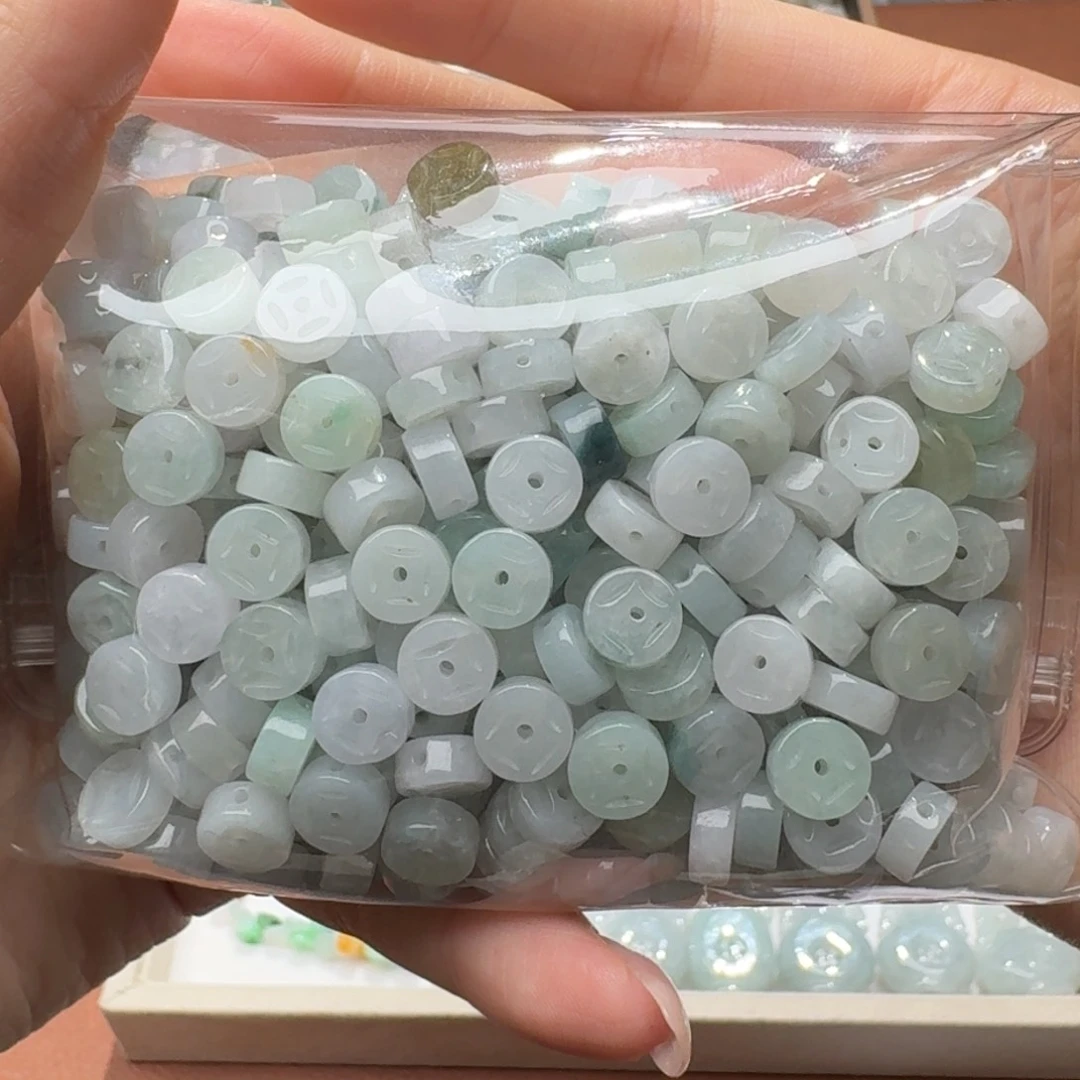 未镶嵌挂件翡翠福利10个，不包邮，拍邮费发货