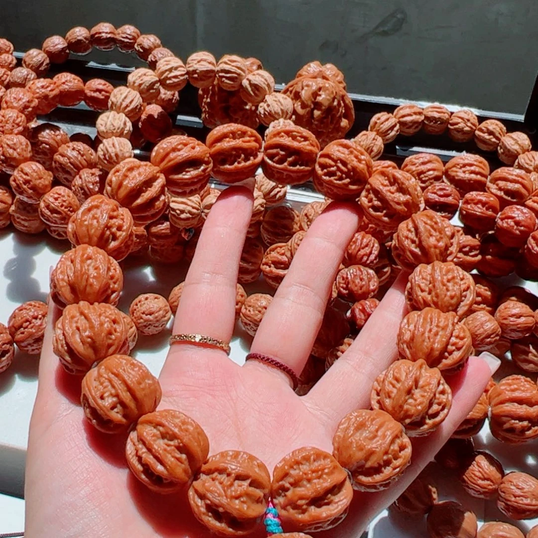 熊***圈文玩核桃手串门头沟