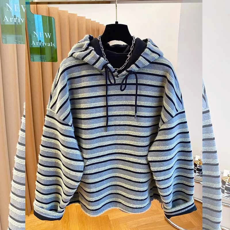 韩版条纹大版加绒加厚连帽卫衣女秋冬季新款宽松显瘦保暖大码上衣