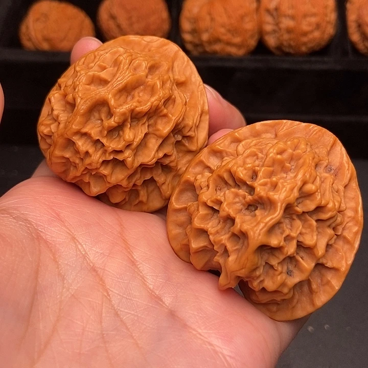 文玩核桃把件秦岭核桃文玩核桃
