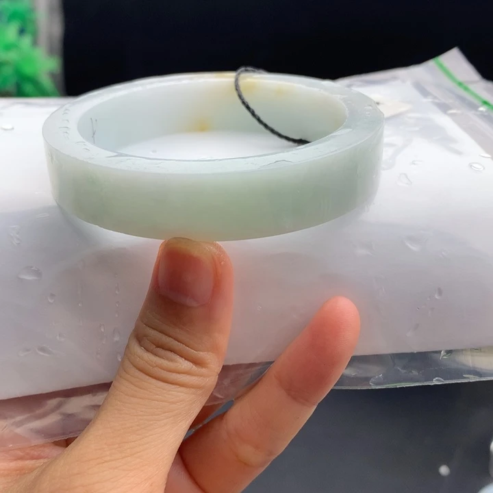 定制翡翠翡翠手镯未镶嵌