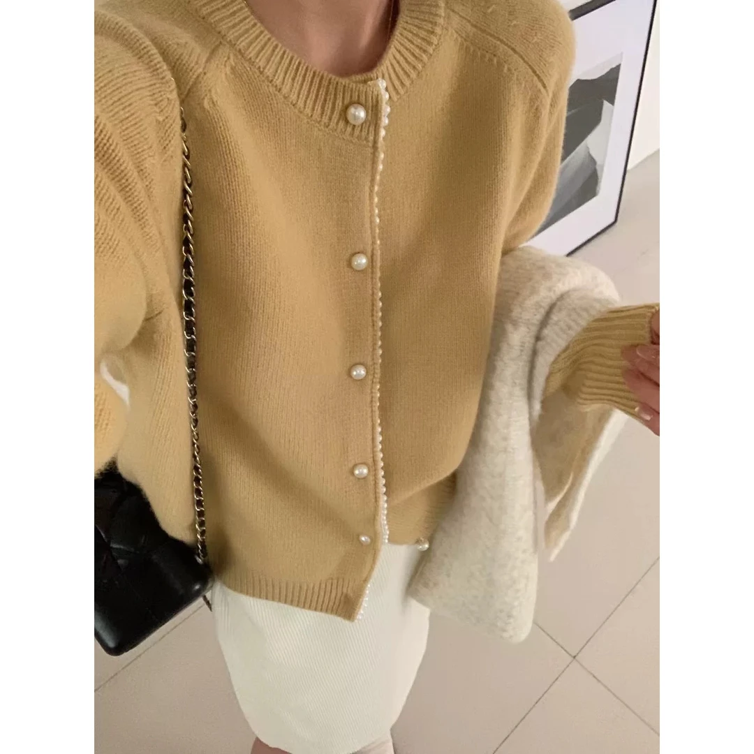 新款小香风毛衣重工钉珠毛衣女秋冬开衫外套纯色百搭羊毛针织开衫