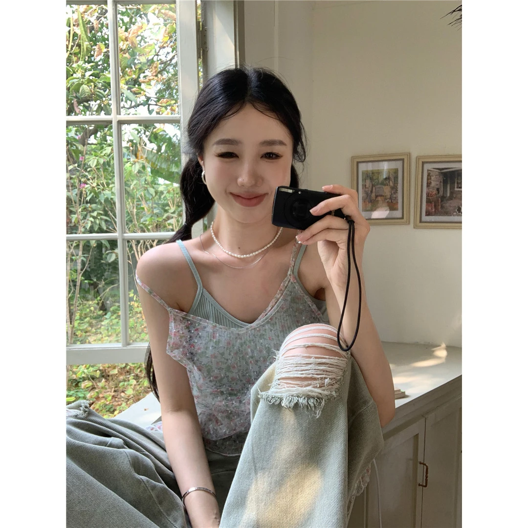 带胸垫吊带小背心女夏季性感蕾丝露背内搭打底短款甜辣妹上衣外穿