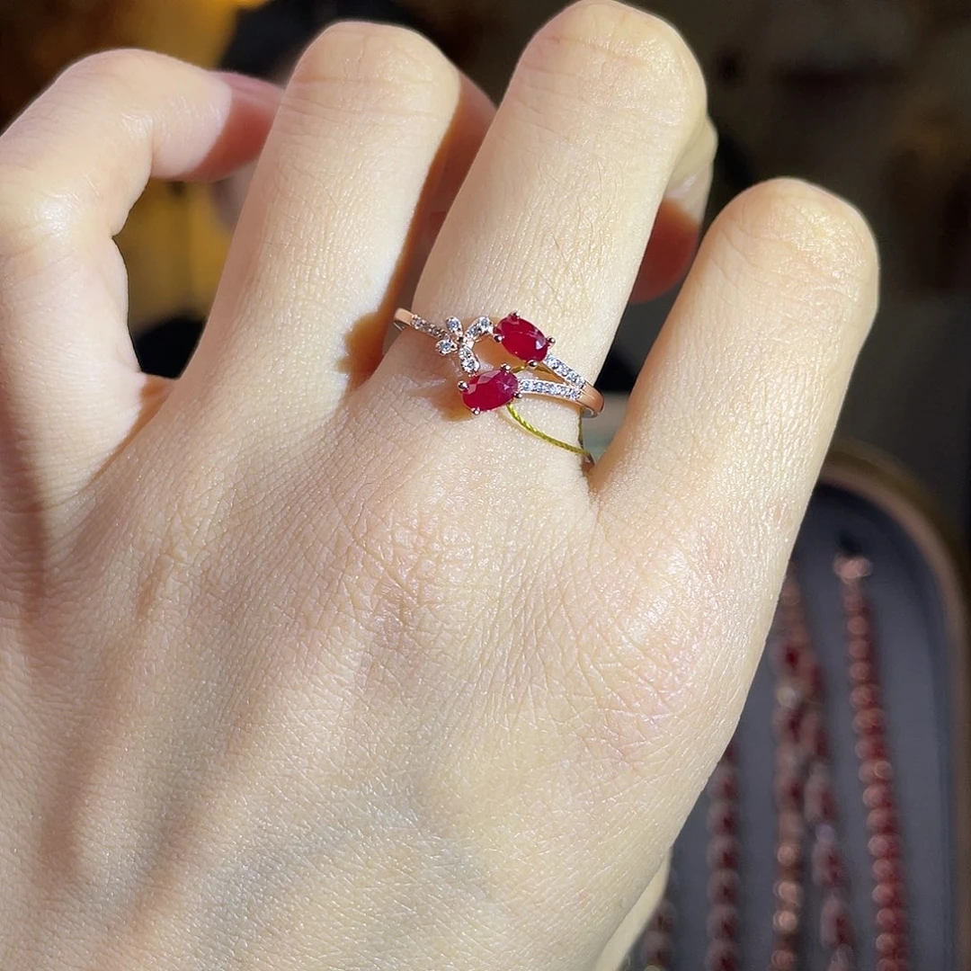 银S925镶嵌红宝石戒指