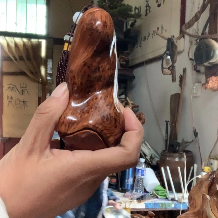 龙***.木太行风化木摆件