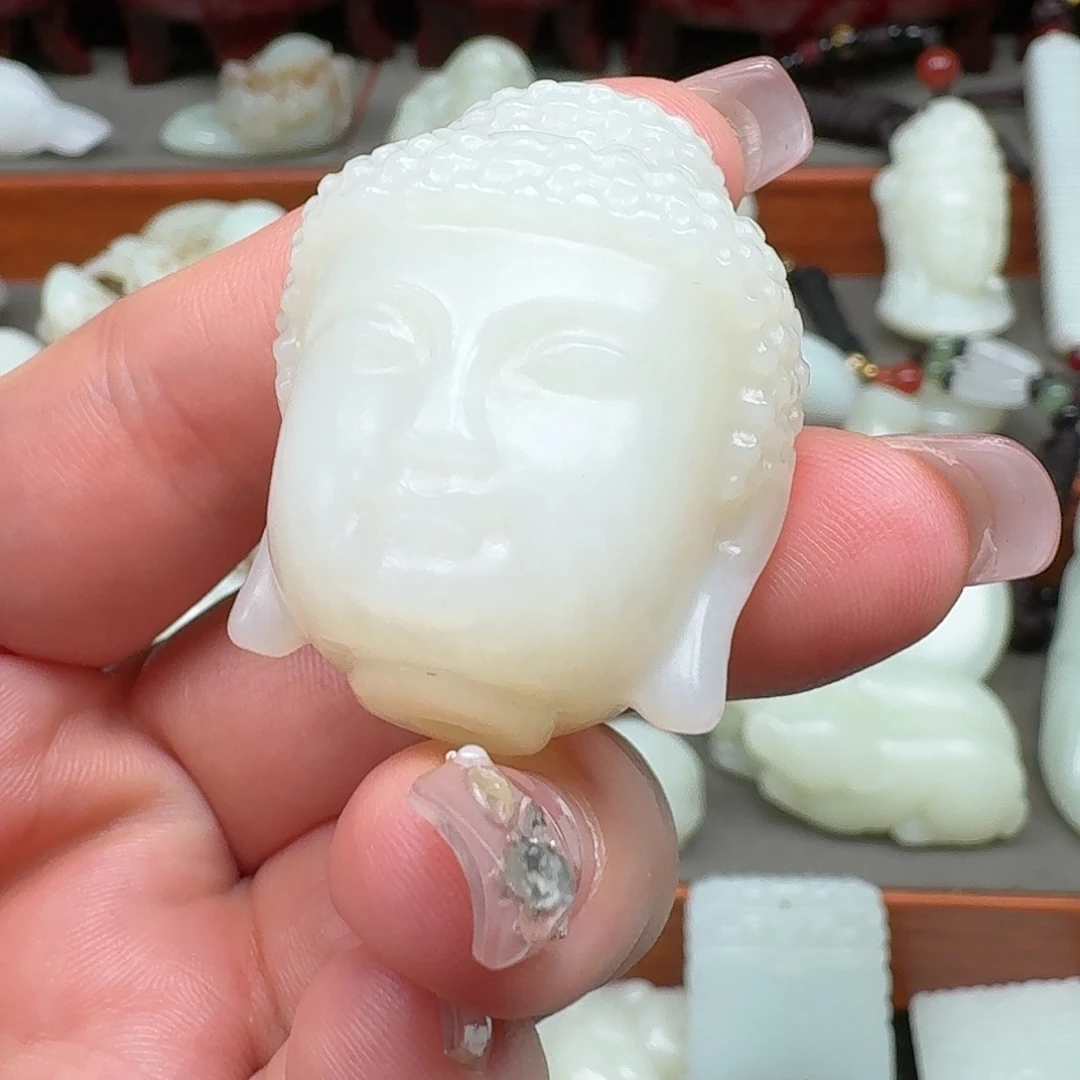 用***2和田玉未镶嵌挂件