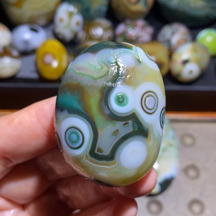 未镶嵌玛瑙/玉髓珠宝半成品73