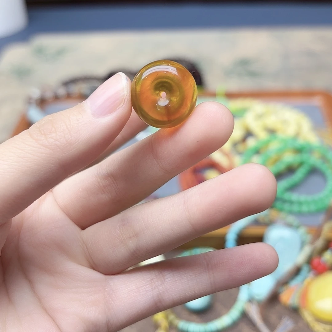 琥珀未镶嵌裸石zd