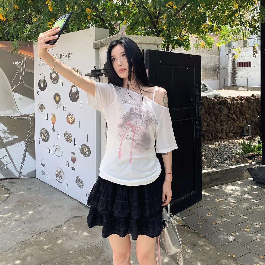 【吵吵家】白色露肩猫咪印花防晒罩衫女2025夏甜美宽松半袖上衣