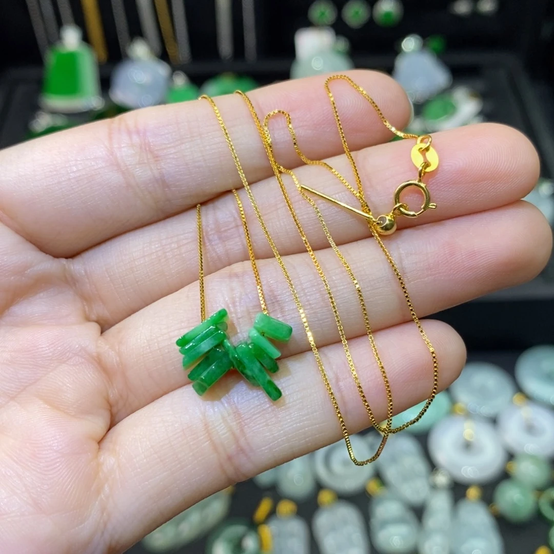 翡翠银S925镶嵌颈饰有纹裂