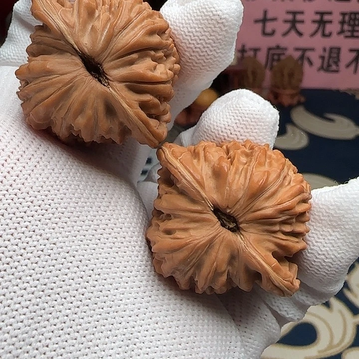 桃核吊坠全品四座楼39尺
