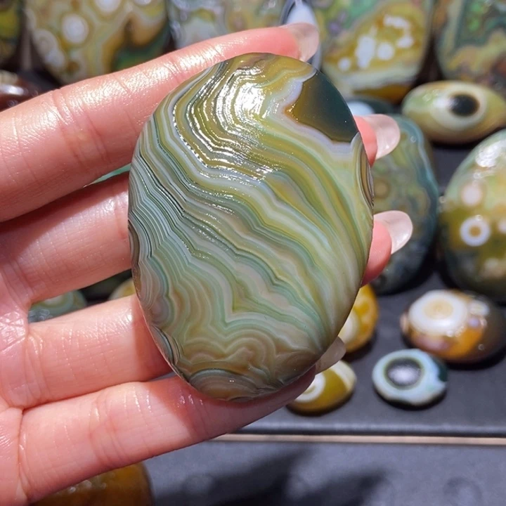 【闪购商品】未镶嵌玛瑙/玉髓珠宝奇石m