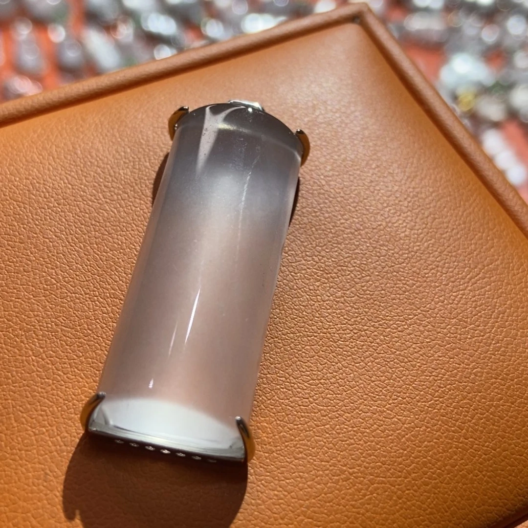 嘿***桃石英质玉银S925镶嵌颈饰