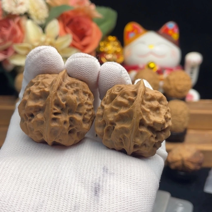 文玩核桃把件云南铁核桃26