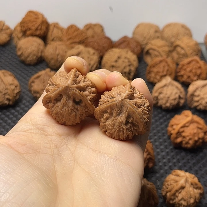 吊坠文玩核桃32文山