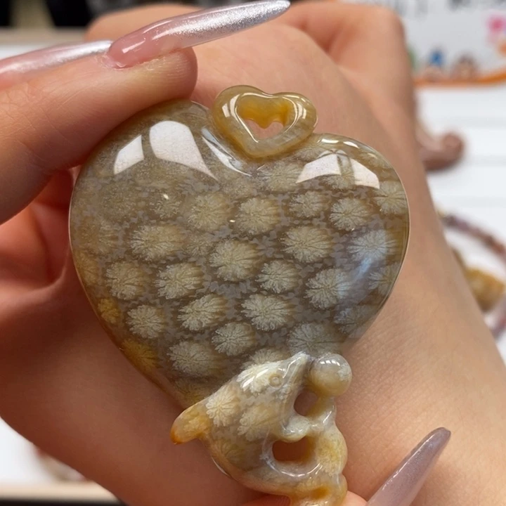 硅化玉颈饰未镶嵌海豚。你是我的唯一