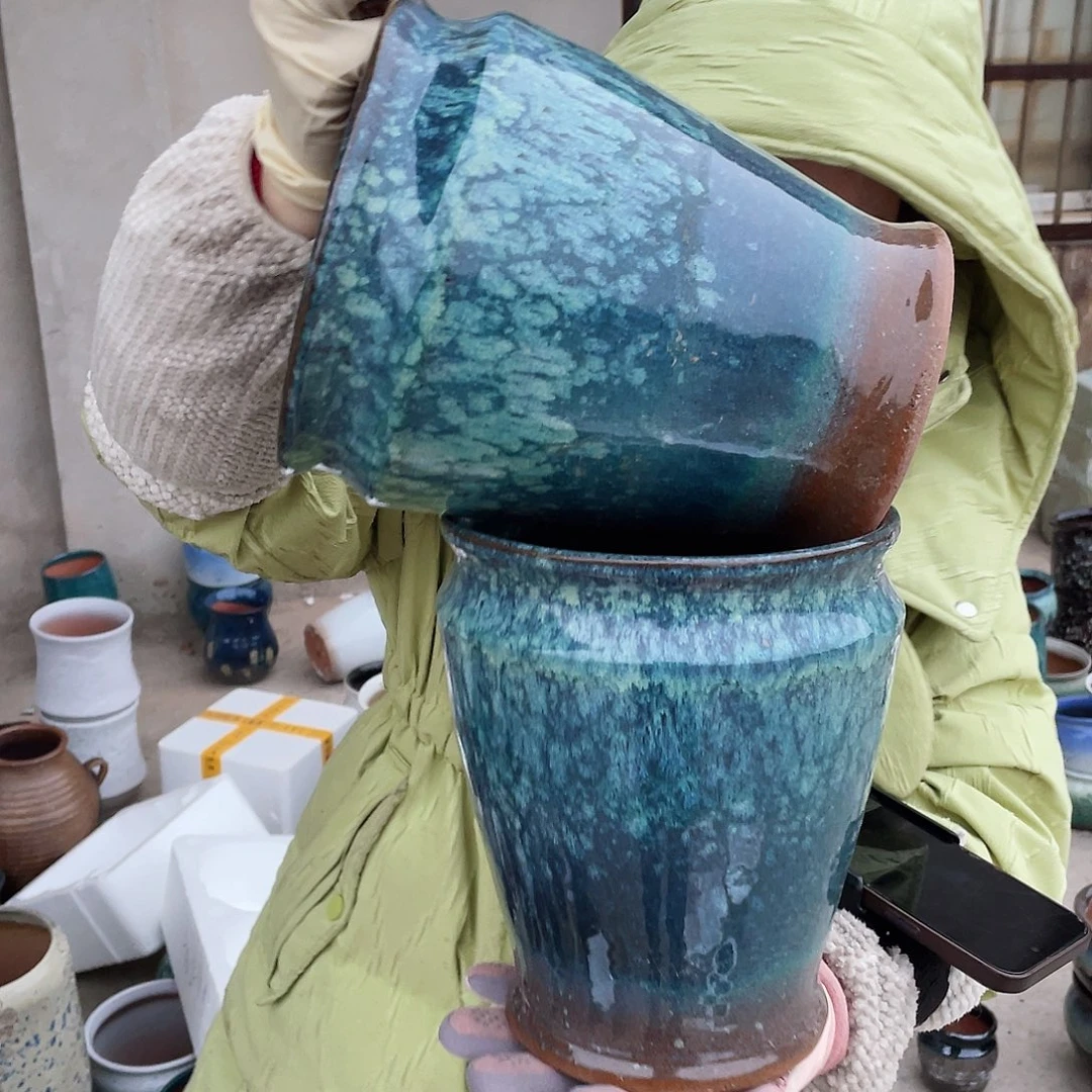 红陶王嫂花盆0211-205