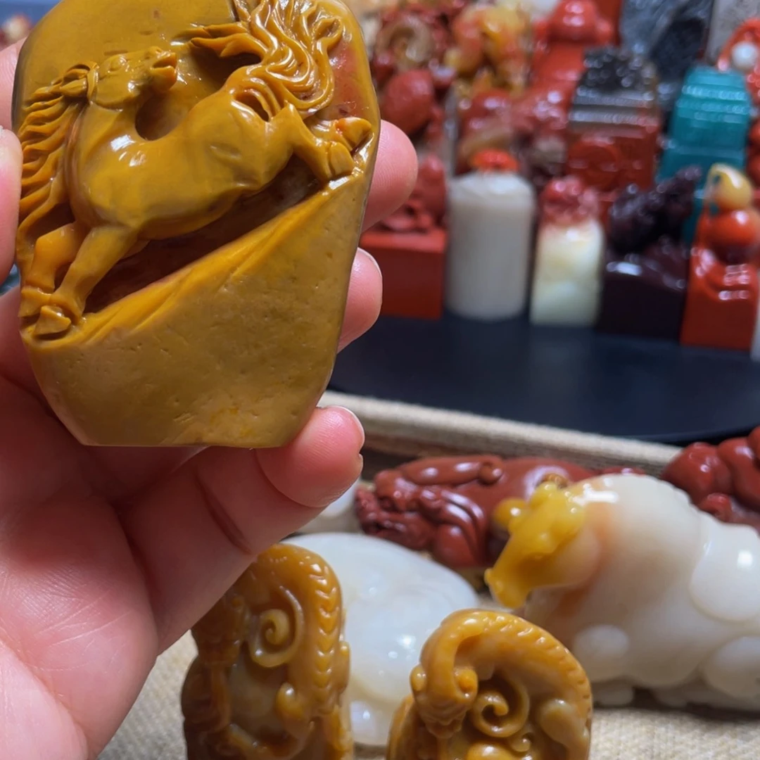 寿山石印石精美田黄