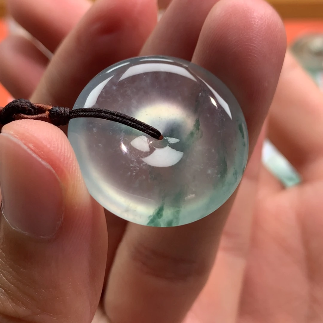 翡翠未镶嵌颈饰25.6-6.4