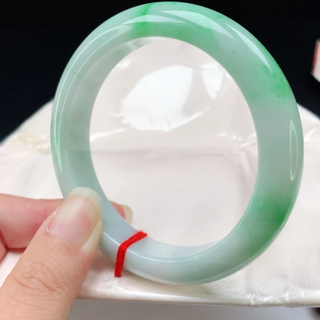 翡翠未镶嵌手镯59圈5752