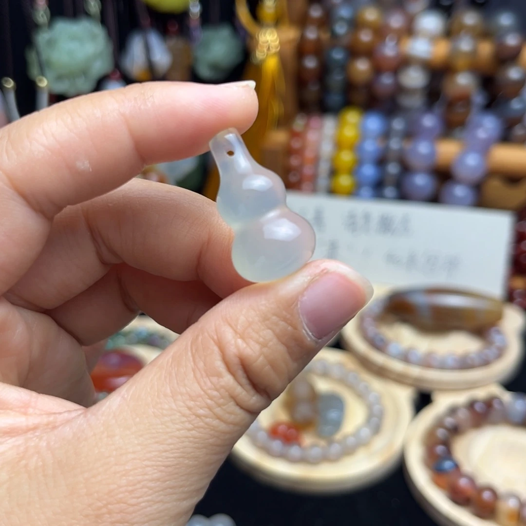 玛瑙/玉髓未镶嵌吊坠(不含链)