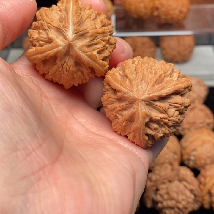 吊坠文玩核桃2*9文山