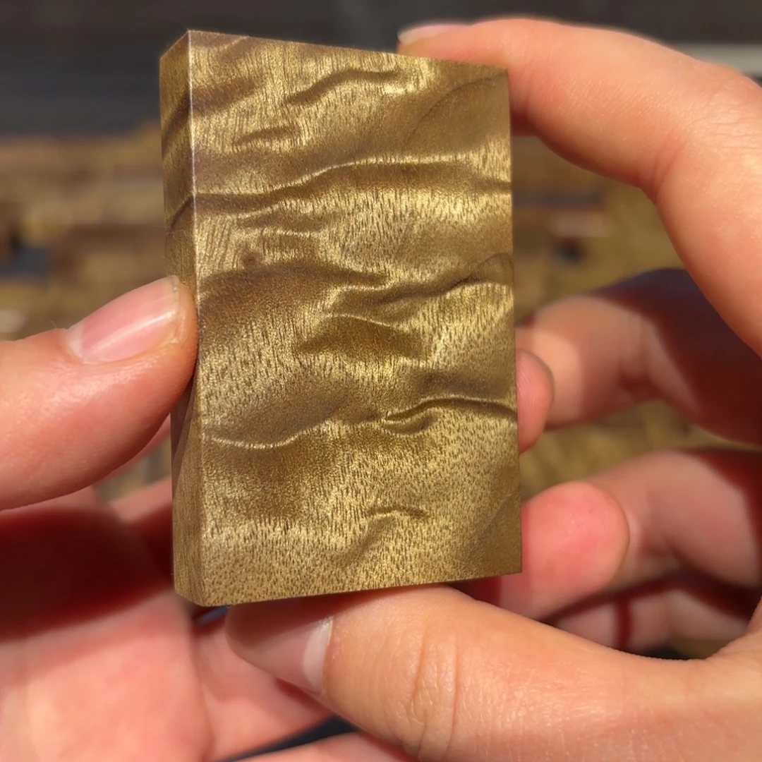 碧***尽金丝楠木无事牌材料