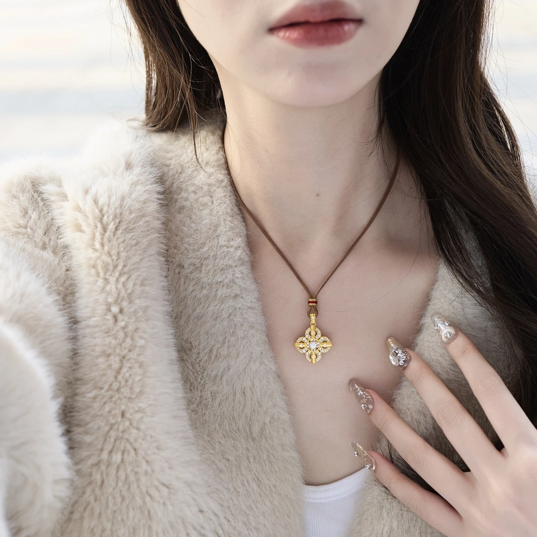 恒美娜 吊坠925银莫桑石 金刚杵四叶草吊坠项链新中式时尚百搭