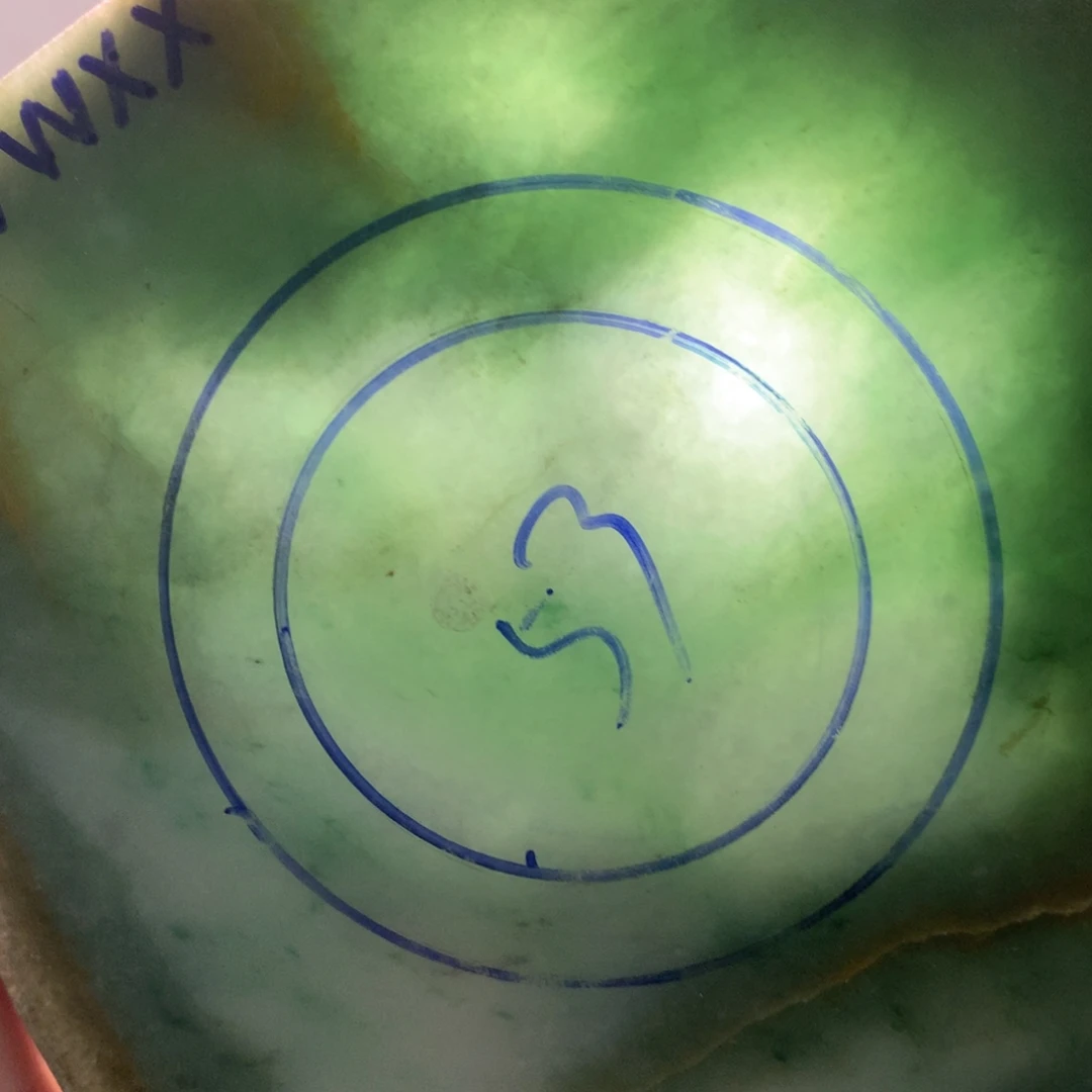 定制翡翠未镶嵌翡翠手镯