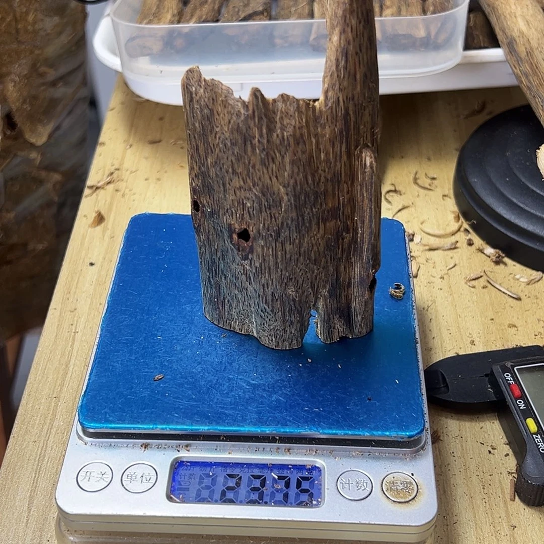 香料绿奇楠虫漏23克