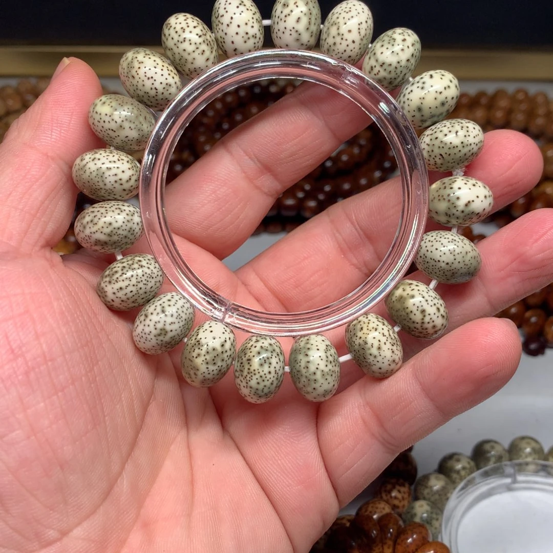 吊坠星月菩提海南原生态1511小细星