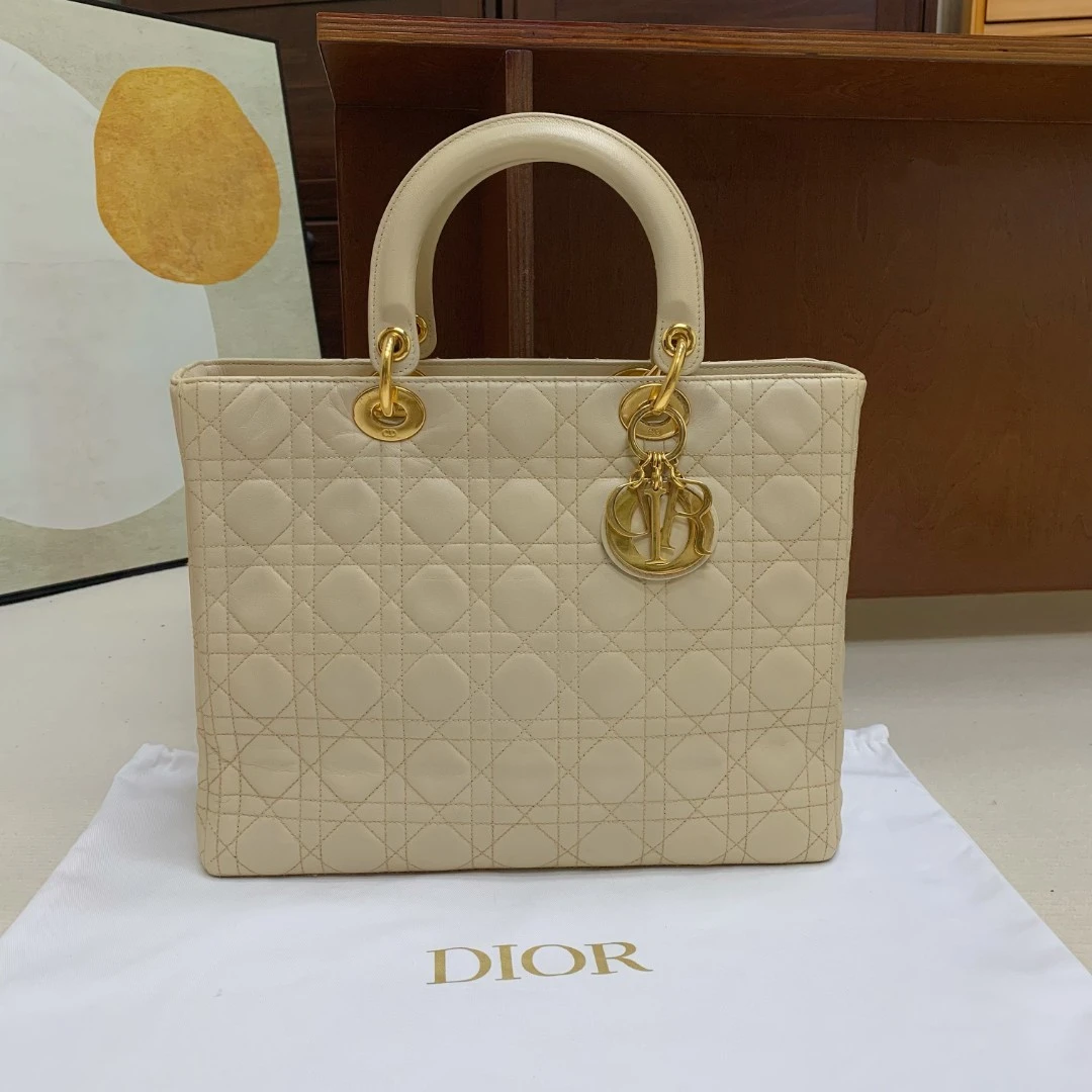 95新 DIOR/迪奥 【98新】dior 七格戴妃一口价
