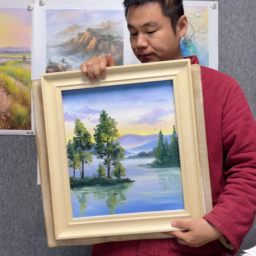 油画行路人小院绘画作品